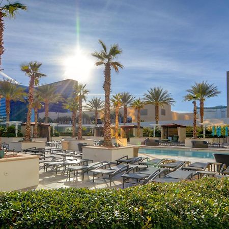The Fantasy Suite Mgm Signature Pool View Las Vegas Exteriör bild