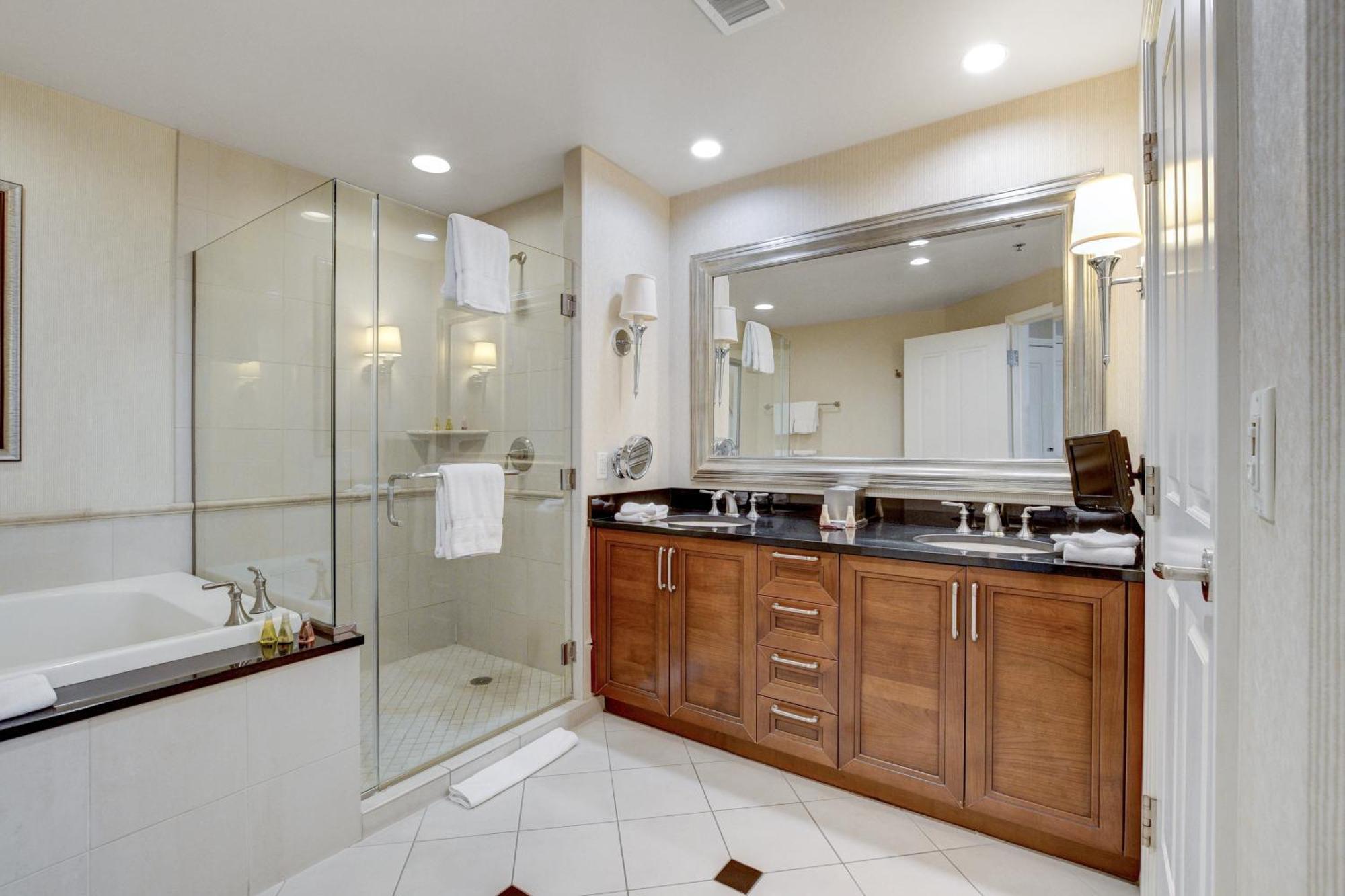 The Fantasy Suite Mgm Signature Pool View Las Vegas Exteriör bild