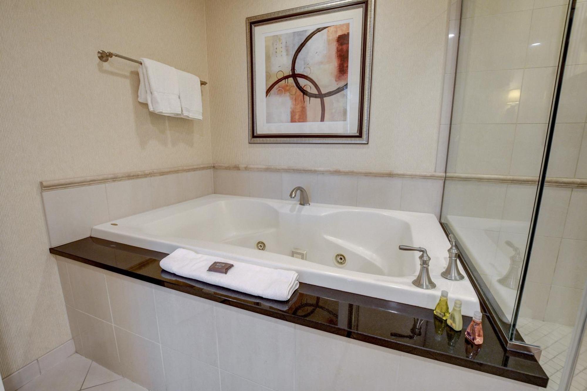 The Fantasy Suite Mgm Signature Pool View Las Vegas Exteriör bild
